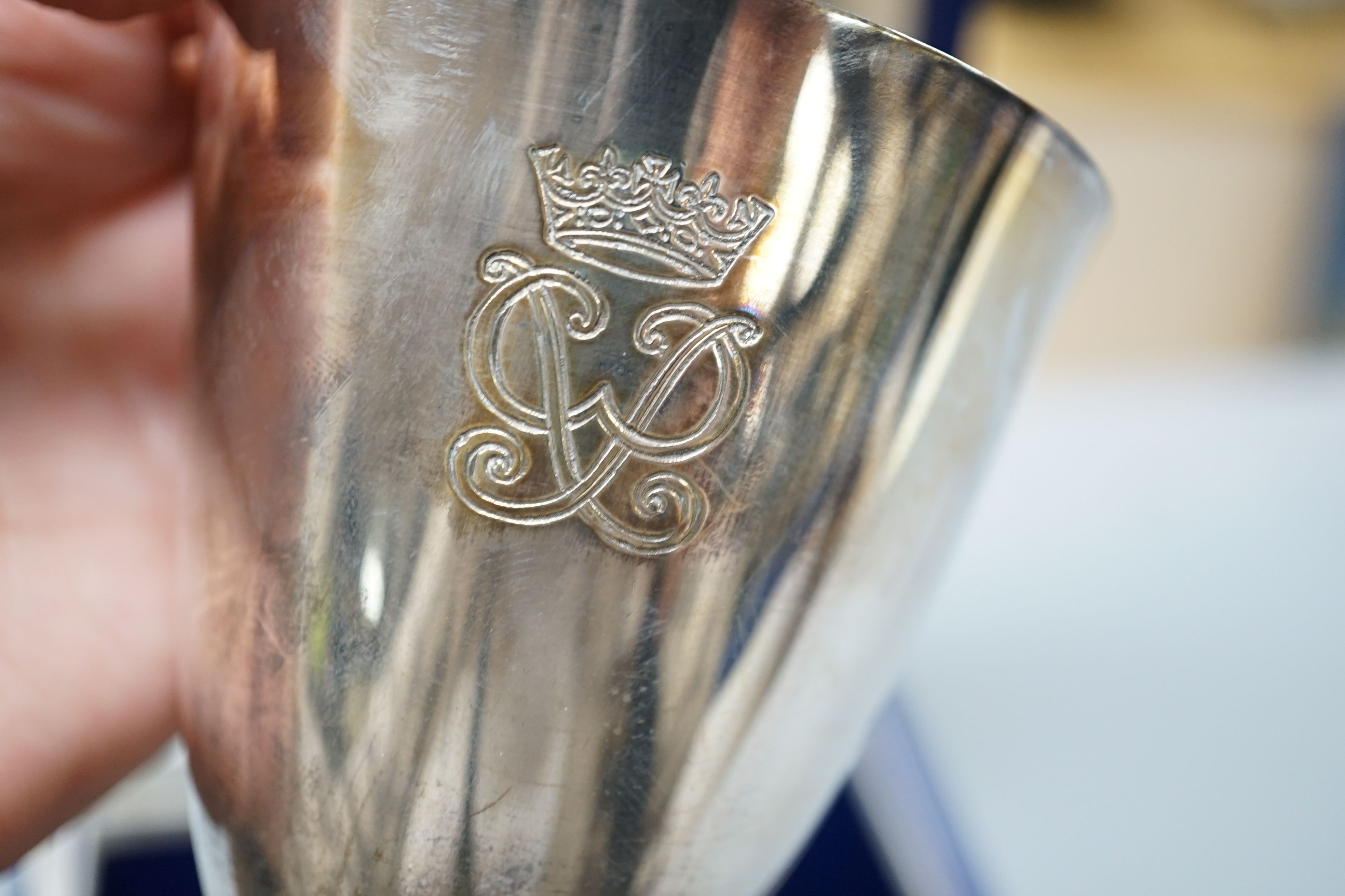 A cased Mappin and Webb parcel gilt silver limited edition QEII Silver Wedding Anniversary goblet, numbered 359/1000, London, 1972, 15.5cm, 7oz.